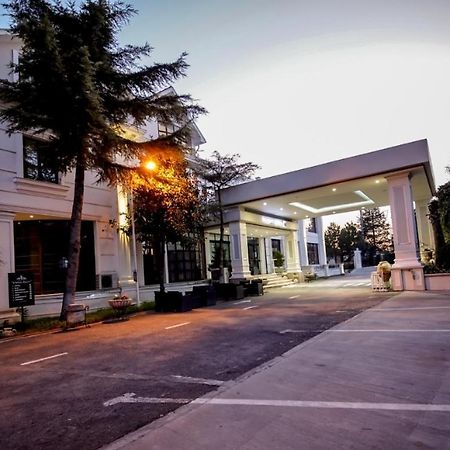 Univers Resort 爱尔巴桑 外观 照片